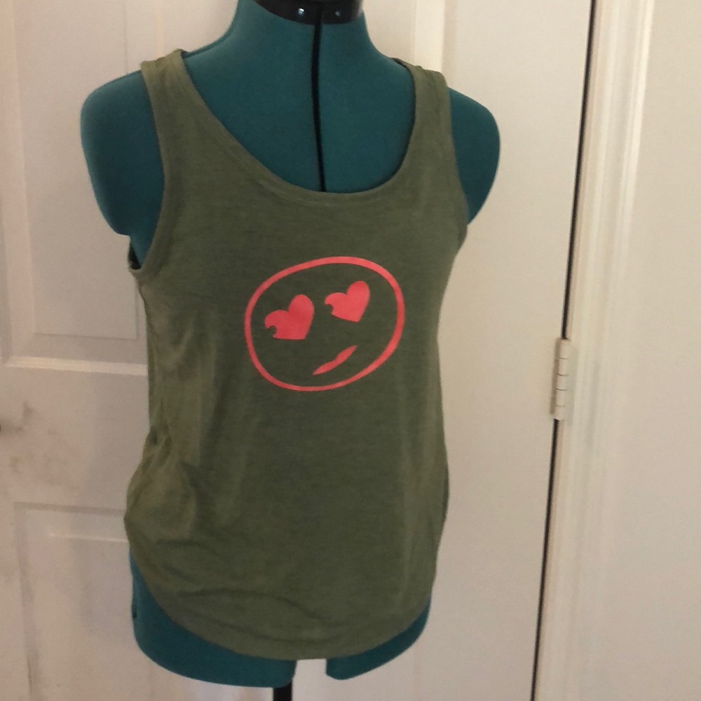 Graphic Tank